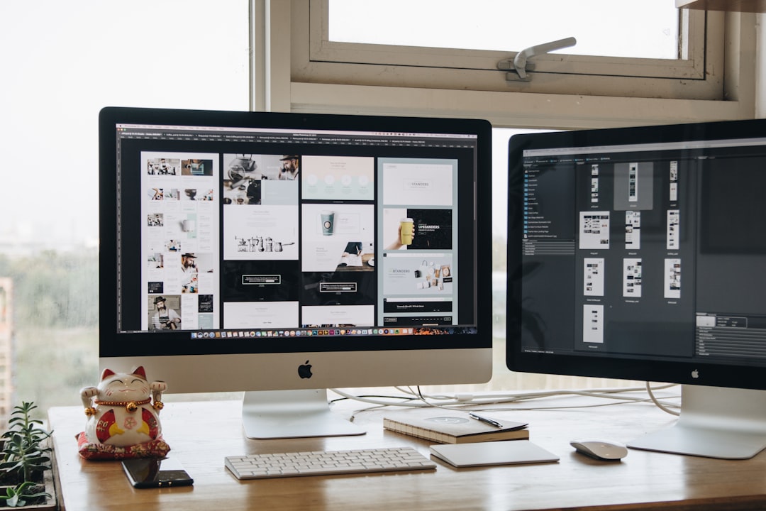 heros-img iMac Workspace 2017 by tranmautritam